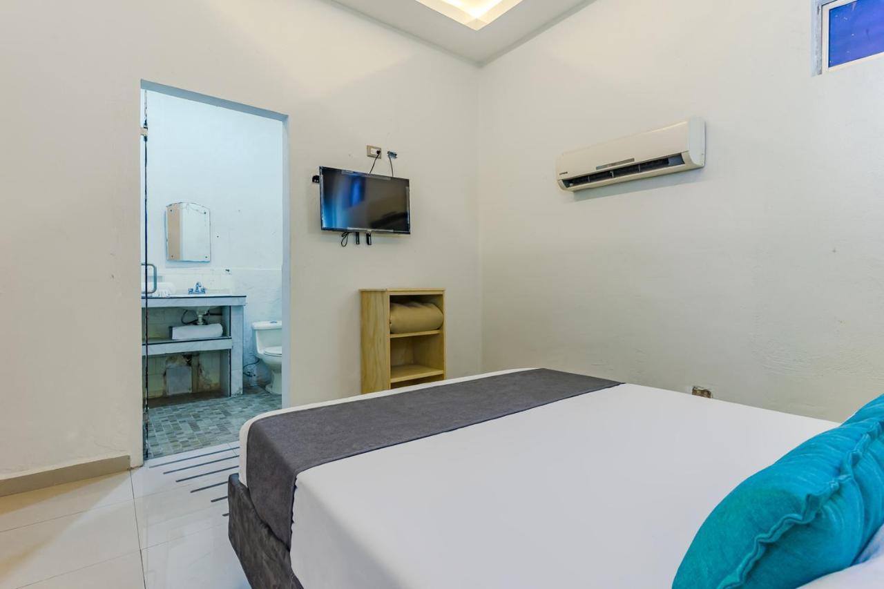 فندق Ayenda Blue Cristal مونتيري المظهر الخارجي الصورة